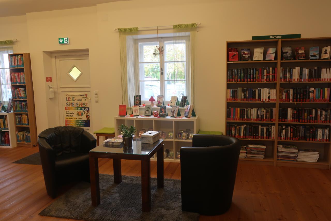 Innenansicht Bibliothek